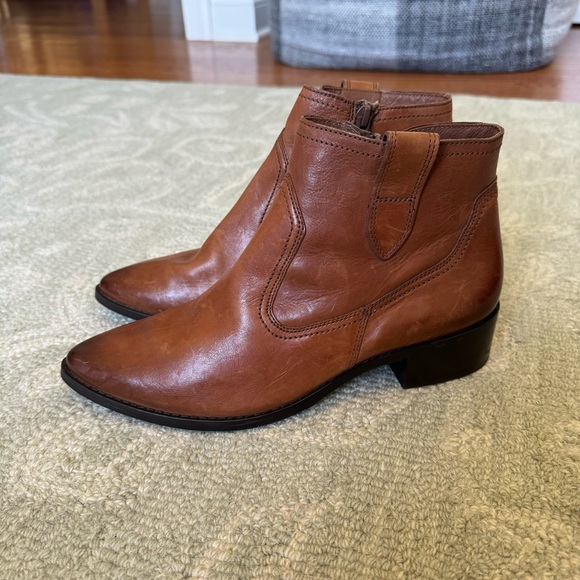 Paul Green Suzette Pointed Toe Leather Bootie 16441 - Picture 4 of 9